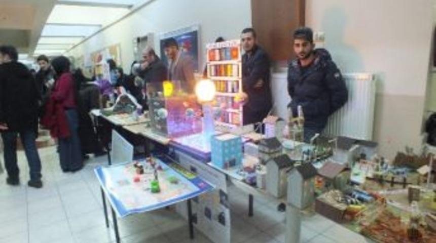 &ldquo;&ouml;ğretim Teknolojileri Ve Materyal Tasarımı&rdquo; Sergisi