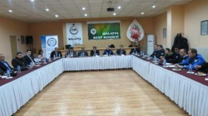 Emniyet, Okul Rehberleri İle İstişare Toplantısı Yaptı