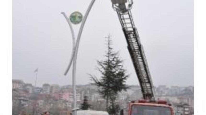 Alaplı Girişine Aydınlatma Lambaları Takıldı