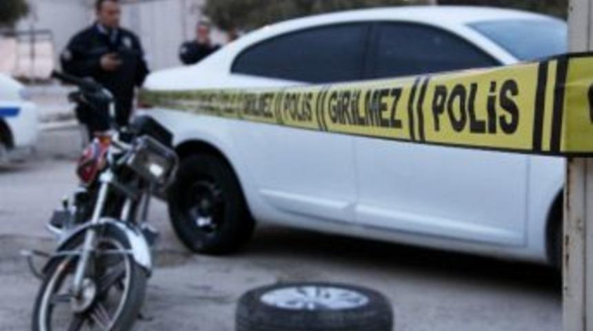 Otomobilindeki 100 Bin Lirası &Ccedil;alındı