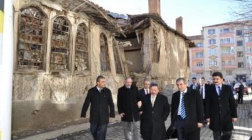 Yozgat Valiliği Tarihi İki Evi Restore Ettirecek