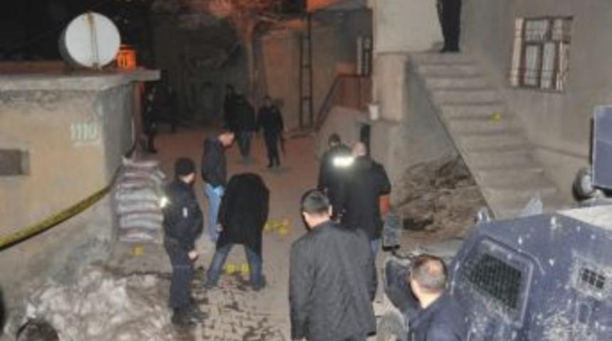 Şırnak&rsquo;ta Ge&ccedil;ici K&ouml;y Korucusu &Ouml;ld&uuml;r&uuml;ld&uuml;