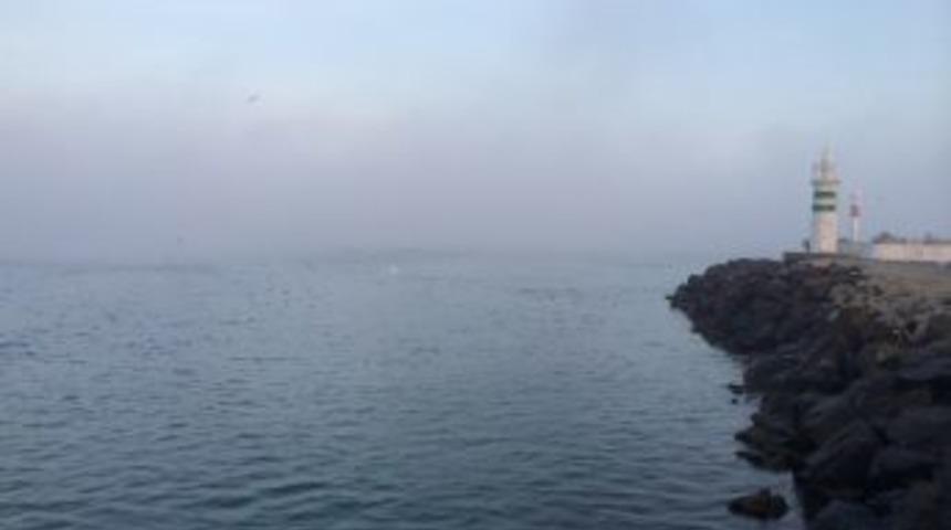 &Ccedil;anakkale Boğazı'nda Sis
