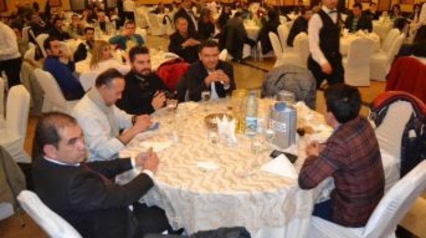 Vali Orhan D&uuml;zg&uuml;n, Gazetecilerle Bir Araya Geldi