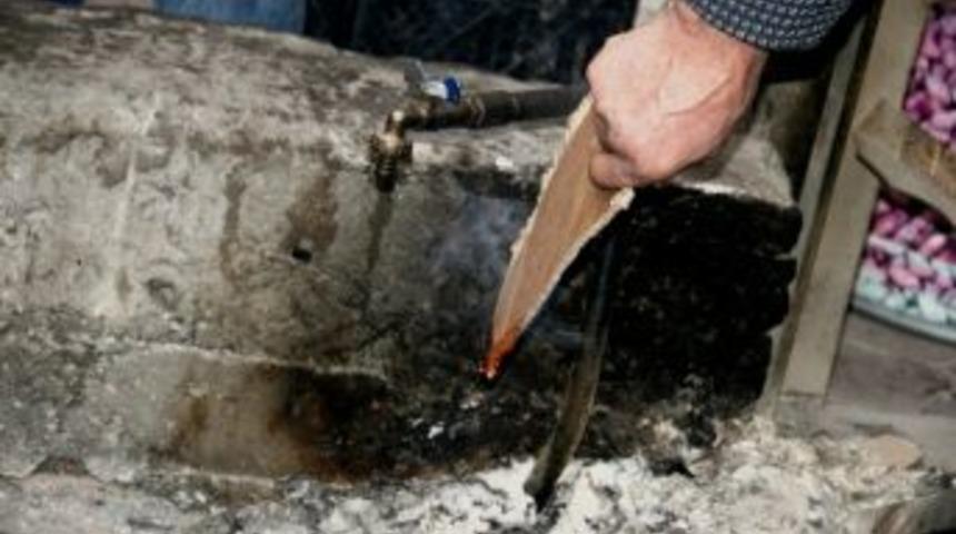 Soğuk Hava Seyyar Satıcıları Vurdu