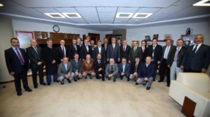 İlim Yayma&rsquo;dan Başkan Karaosmanoğlu&rsquo;na Teşekk&uuml;r Ziyareti