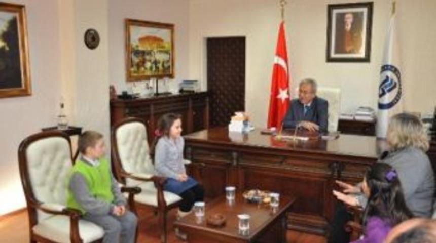 G&ouml;zpınarı İlkokulu&rsquo;ndan B&uuml;'ye Teşekk&uuml;r Ziyareti