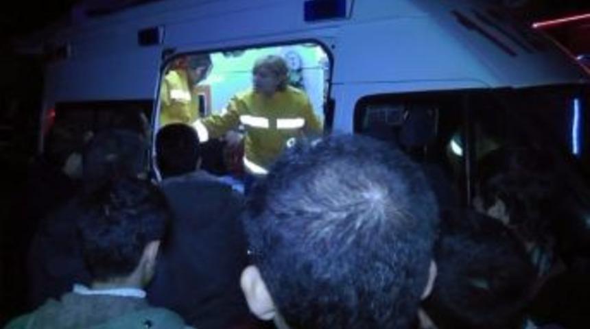 Beyşehir'de Kafede Kavga: 2 Yaralı