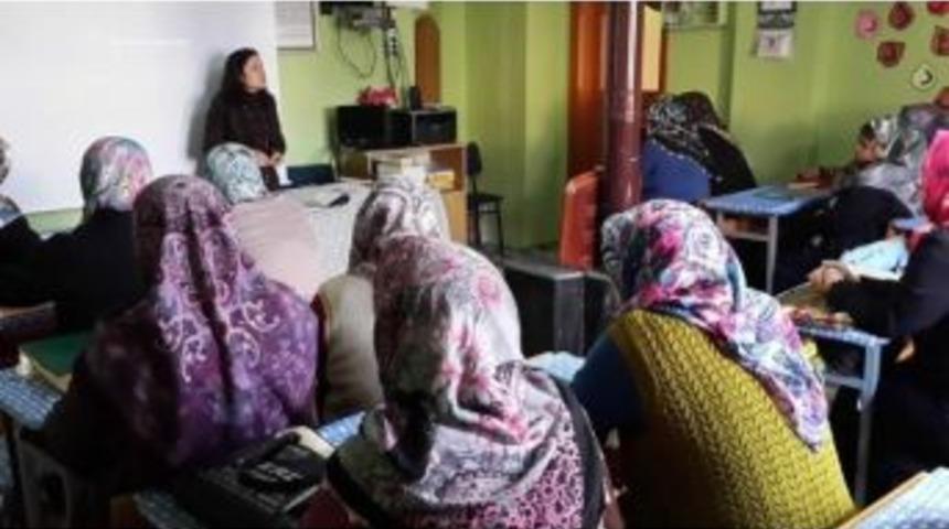 Kadınlar İ&ccedil;in Mesleki Eğitim Projesi Tanıtıldı