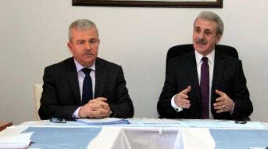 İl&ccedil;e Milli Eeğitim M&uuml;d&uuml;rleri Toplantısı Yapıldı