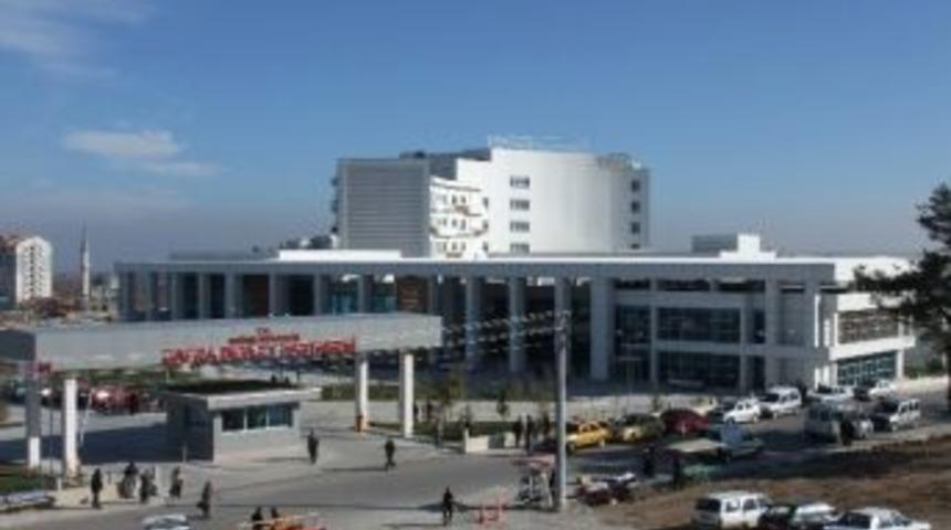 Yeni Hastaneye İlgi Arttı