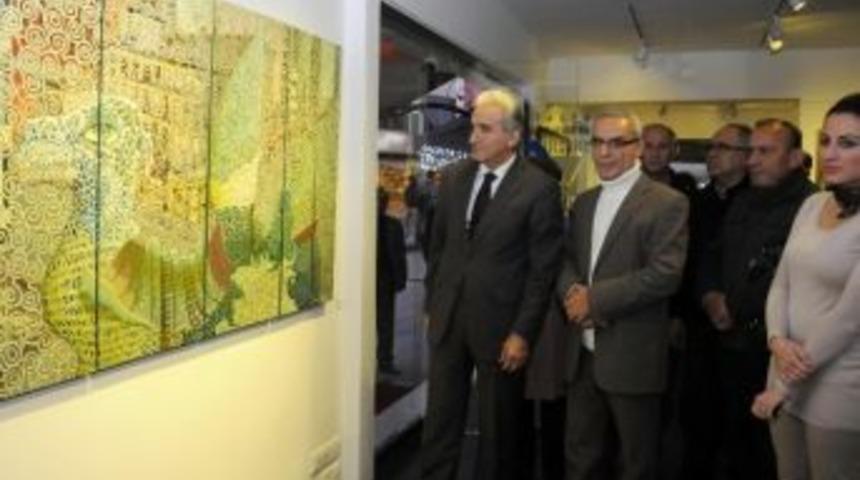 Fikret Otyam Sanat Galeresi'nde "dinler 4 Milyon 500 Bin Euro" İsimli Sergi