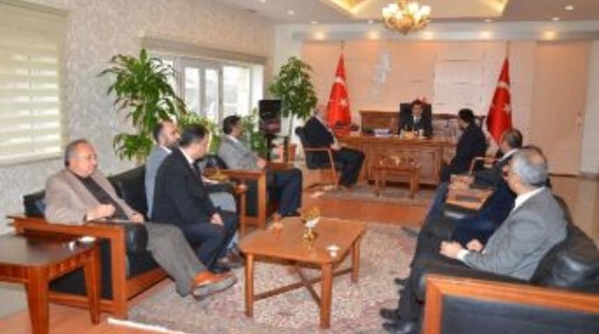 Ziraat&ccedil;ilerden Vali D&uuml;zg&uuml;n&rsquo;e Ziyaret