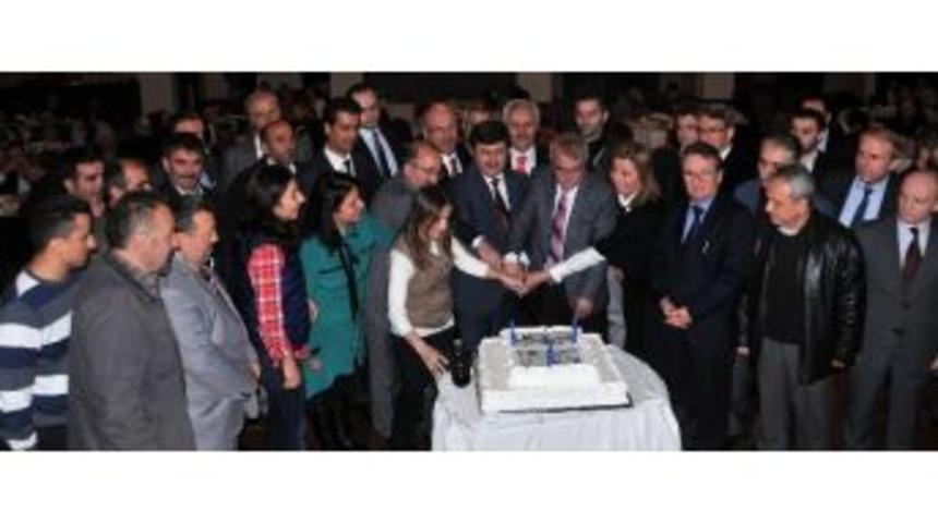 Vali &Ouml;z Ve Başkan G&uuml;mr&uuml;k&ccedil;&uuml;oğlu Gazetecilerle Kahvaltıda Buluştu