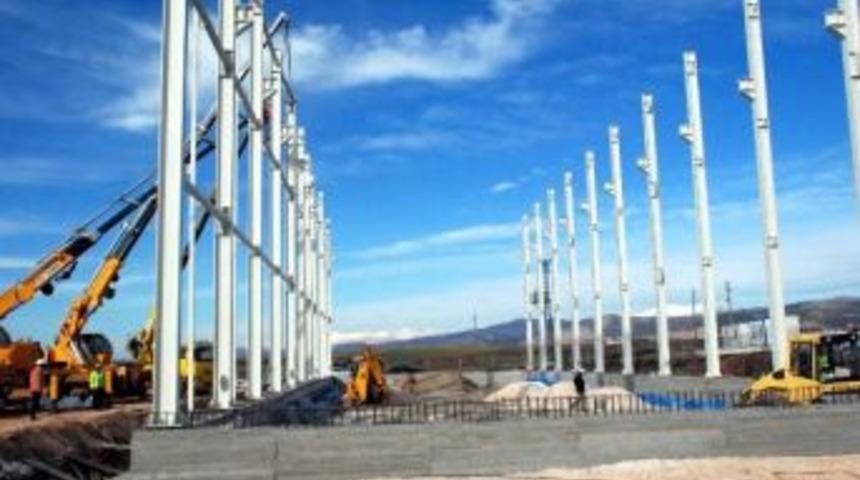 Afad&rsquo;ın Adıyaman&rsquo;daki Lojistik Depo Kurulumu Hızla Tamamlanıyor