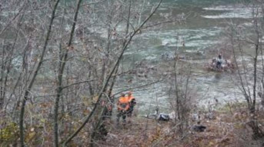 Bartın Irmağına Kapılan Adamın Cesedi Bulundu