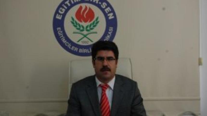 Eğitim-bir-sen Gazetecilerin G&uuml;n&uuml;n&uuml; Kutladı