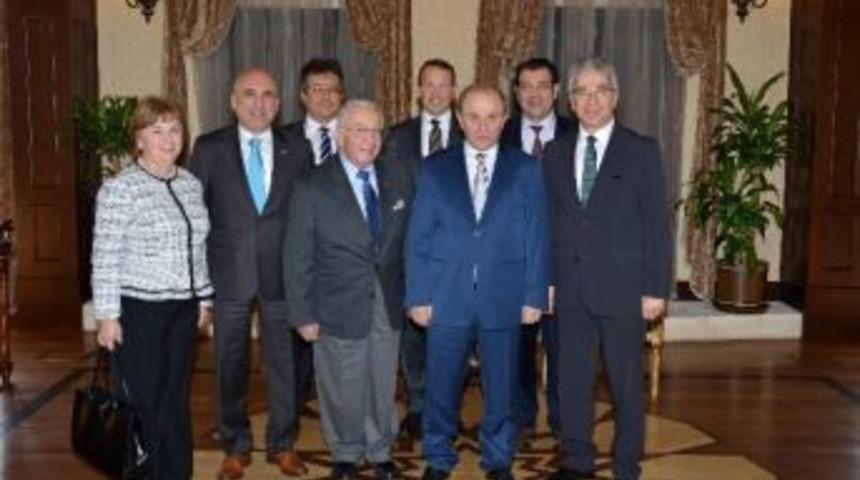 T&uuml;rkiye Fahri Konsoloslar Birliği&rsquo;nden Vali &Ouml;zt&uuml;rk&rsquo;e Ziyaret