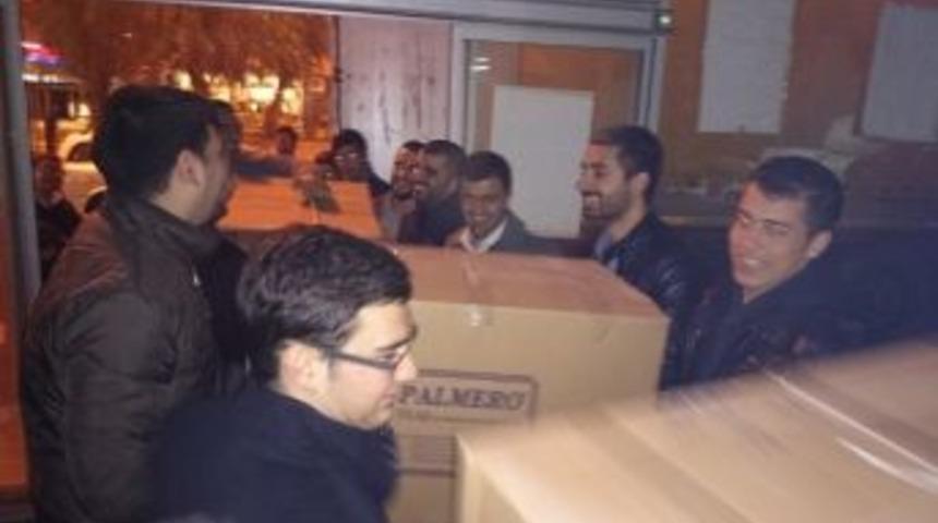 Ak Gen&ccedil;lik Yardım Tır&rsquo;ını Kilis&rsquo;e Uğurladı