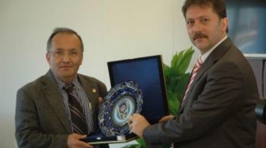 Giresun Emniyet M&uuml;d&uuml;r&uuml; Bulak Gazetecilerle Bir Araya Geldi