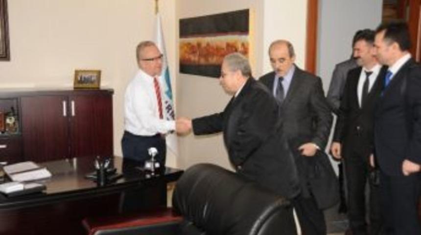 Okul M&uuml;d&uuml;rleri Belediye Başkanı Sedat Pekel'i Ziyaret Etti