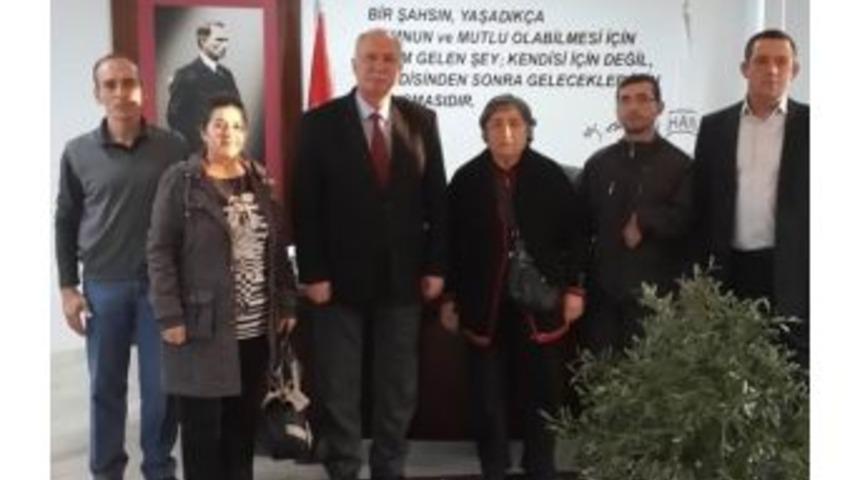 &Ouml;zel Sporcular Başkan Akova&rsquo;yı Ziyaret Etti