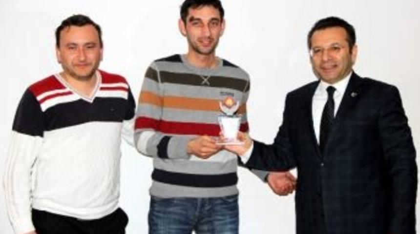 &Ouml;ğrencilerden İha&rsquo;ya &lsquo;yılın Haberi&rsquo; &Ouml;d&uuml;l&uuml;