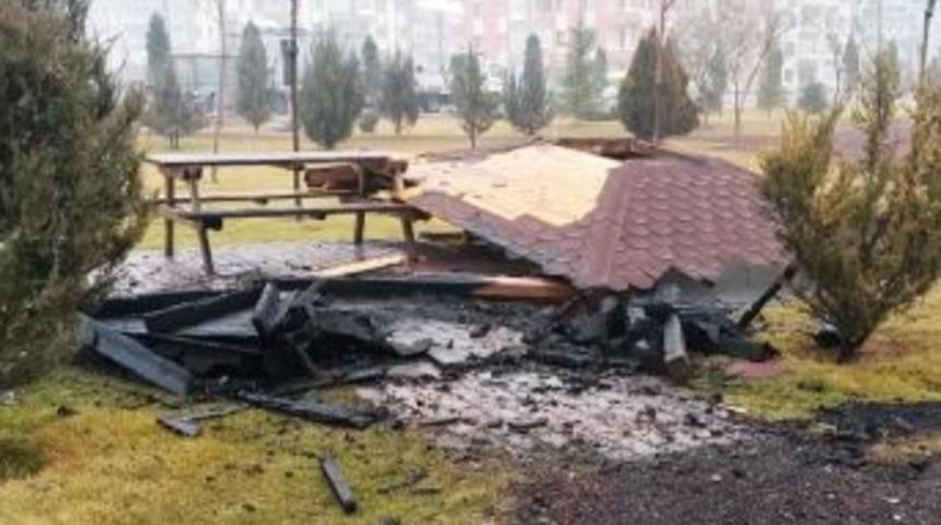 Sel&ccedil;uklu Belediyesi&rsquo;nden Parklara Sahip &Ccedil;ıkalım Uyarısı