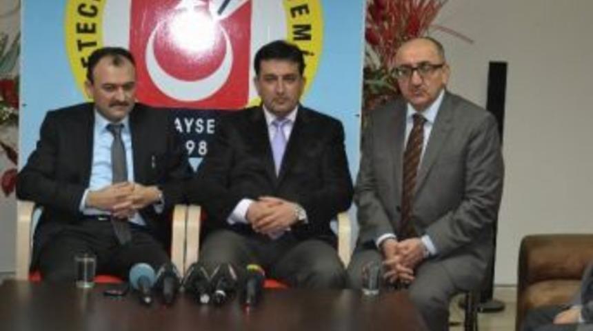 İl Milli Eğitim M&uuml;d&uuml;r&uuml; Yılmaz İle Gen&ccedil;lik Hizmetleri Ve Spor İl M&uuml;d&uuml;r&uuml; Eskici'den Gazeteciler Cemiyetine Ziyaret