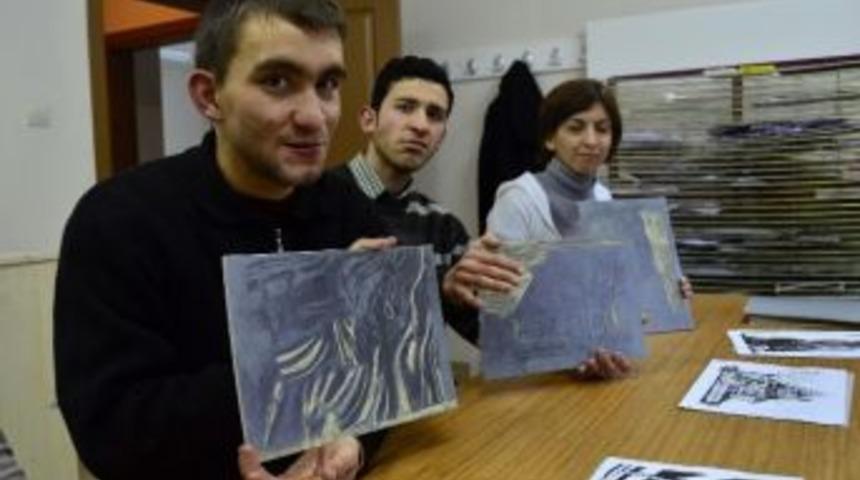 &Ouml;zdilek Sanat Merkezi Her Yıl 3 Bin &Ccedil;ocuğa Hizmet Veriyor