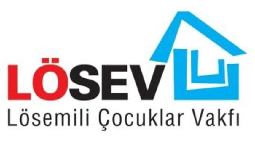 L&ouml;semili &Ccedil;ocuklar Gazetecilerin G&uuml;n&uuml;n&uuml; Kutladı