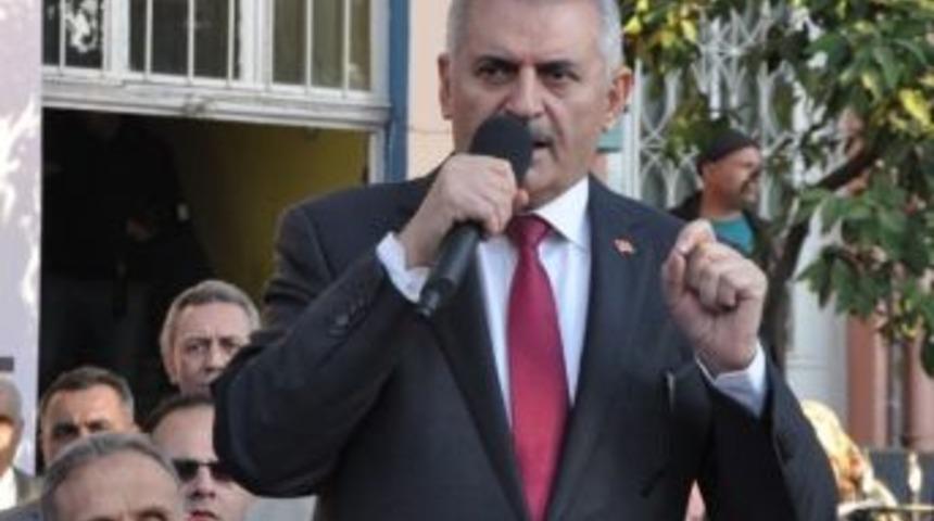 Binali Yıldırım&rsquo;ın İzmir'deki Se&ccedil;im Gezileri