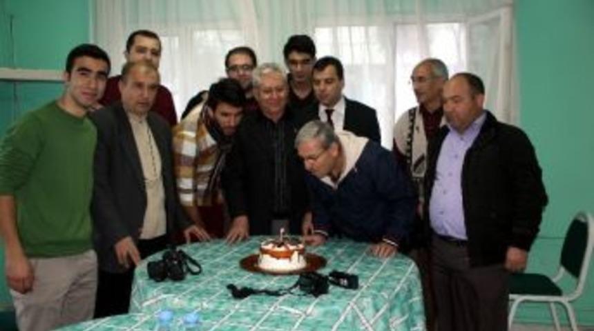 Muglaspor&rsquo;dan Basına Pasta S&uuml;rprizi
