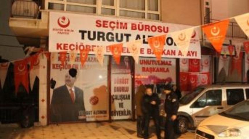 B&uuml;y&uuml;k Birlik Partisi Se&ccedil;im B&uuml;rosuna Saldırı