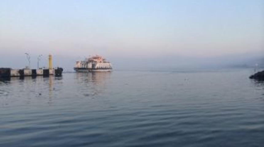 Sis &Ccedil;anakkale Boğazını Kapattı