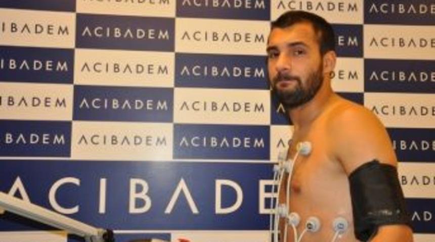 &Ccedil;aykur Rizespor&rsquo;un Yeni Transferi Engin Baytar Sağlık Kontrol&uuml;nden Ge&ccedil;ti