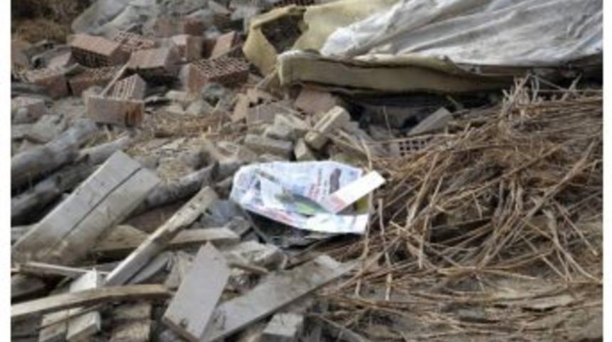 Yıkım Yapılan B&ouml;lgede Bebek Cesedi Bulundu