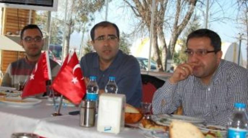 Başhekim Karaca Gazetecilerle Kahvaltıda Buluştu