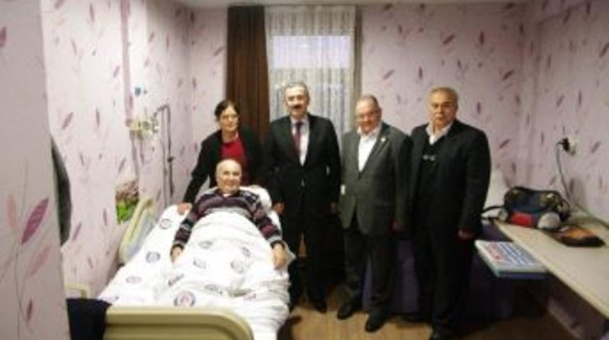 Aydın Valisi Erol Ayyıldız, İl Genel Meclisi Başkanı G&uuml;le&ccedil;&rsquo;i Ziyaret Etti