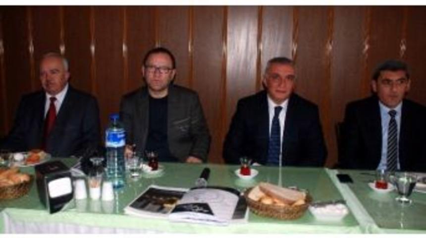 Uzunırmak, Basın Mensuplarıyla Kahvaltıda Buluştu