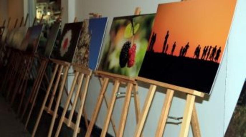 Sebahat D&ouml;ğen Deepo Outlet&rsquo;te Fotoğraf Sergisi A&ccedil;tı