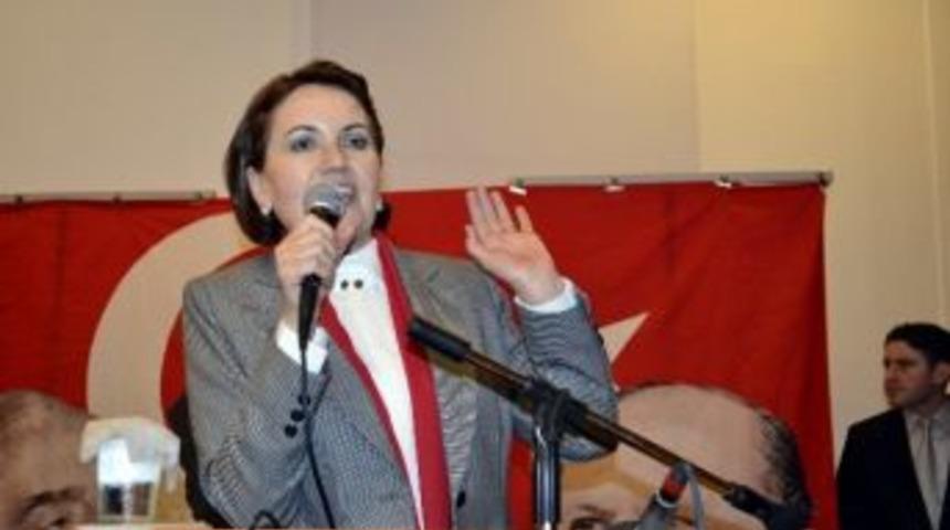 Tbmm Başkanvekili Akşener, Konya&rsquo;da Konferansa Katıldı