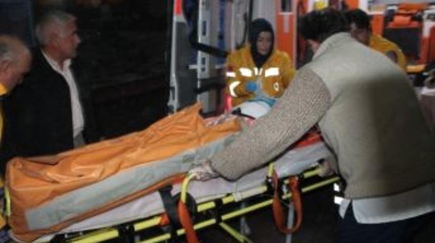 3. Kattan D&uuml;şen Kız Hastaneye Kaldırıldı