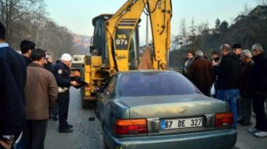 Ambulans Şof&ouml;r&uuml; Yaralı Yakınları İle Tartıştı