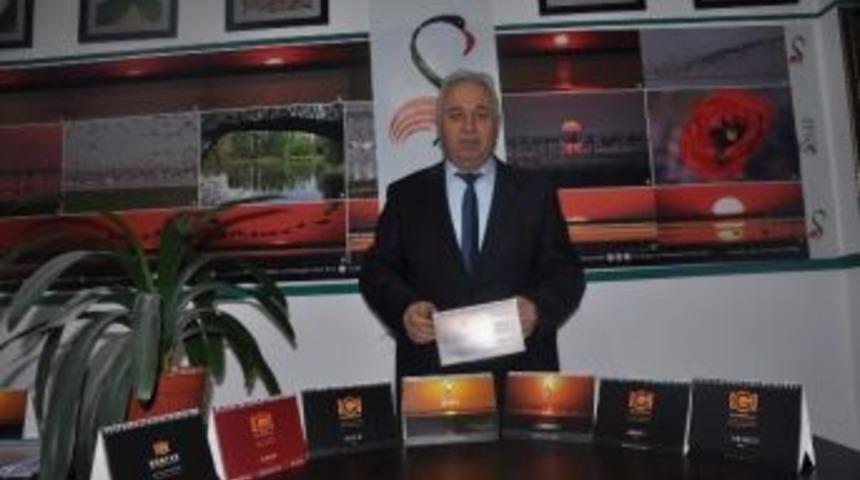 Kendi Fotoğraflarıyla Takvim Yaptı