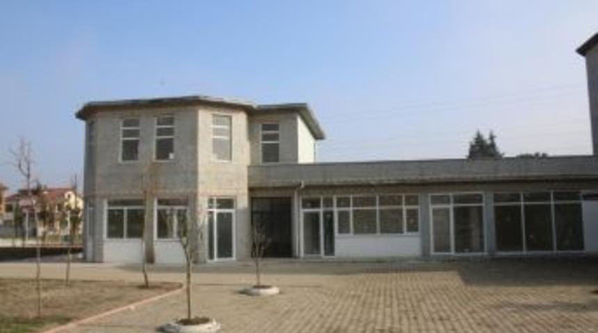 Eski Yazlık Belediyesi&rsquo;nde Restorasyon &Ccedil;alışmaları Tamamlanıyor