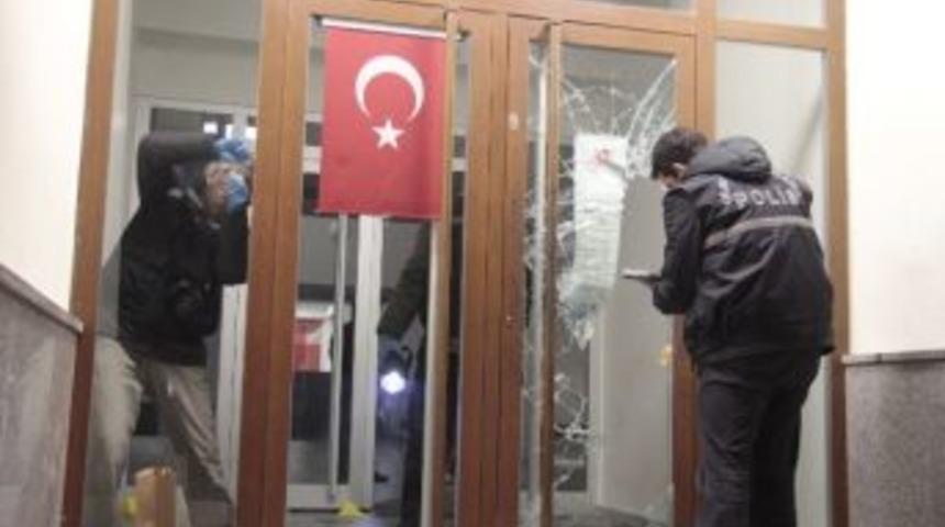 Alkoll&uuml; Şahıs Banka Soymaya Kalkıştı