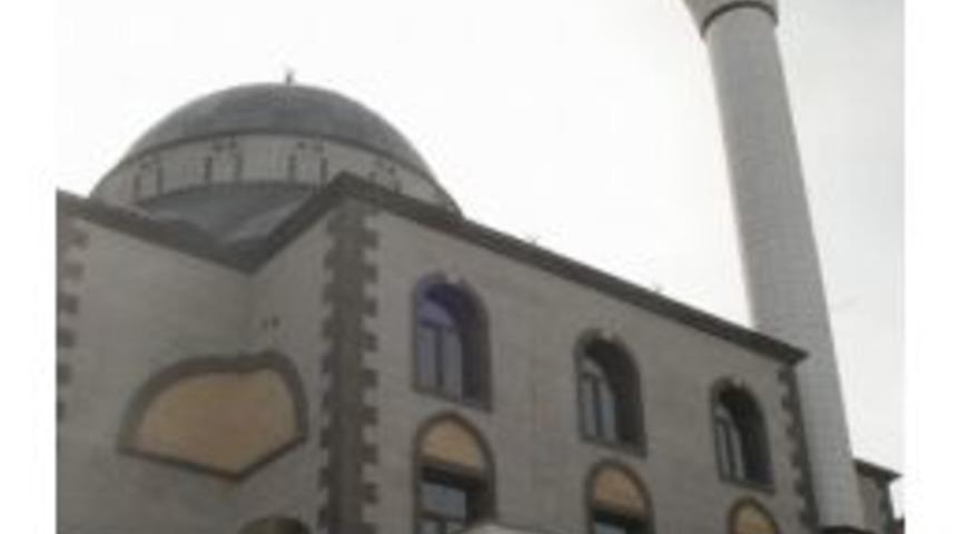 Yozgat Yeni Damat Hocazade Camii Hizmete A&ccedil;ıldı