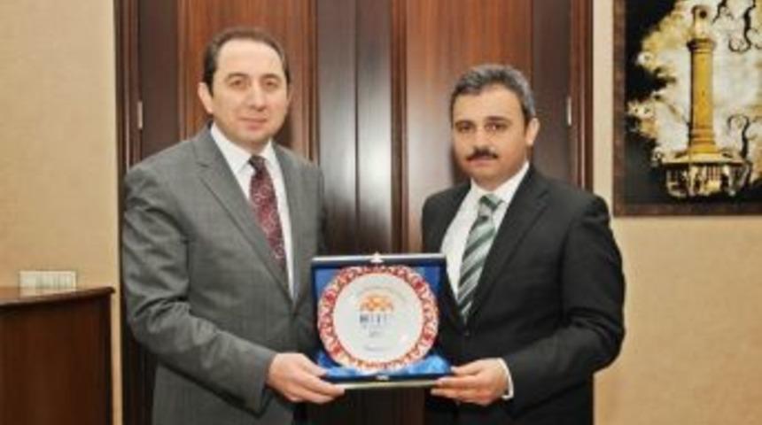 Rekt&ouml;r Alkan&rsquo;dan Başkan K&uuml;lc&uuml;&rsquo;ye Teşekk&uuml;r Ziyareti