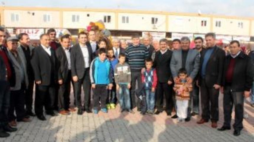 Antalya&rsquo;da Deve G&uuml;reşlerinde Kavga &Ccedil;ıktı